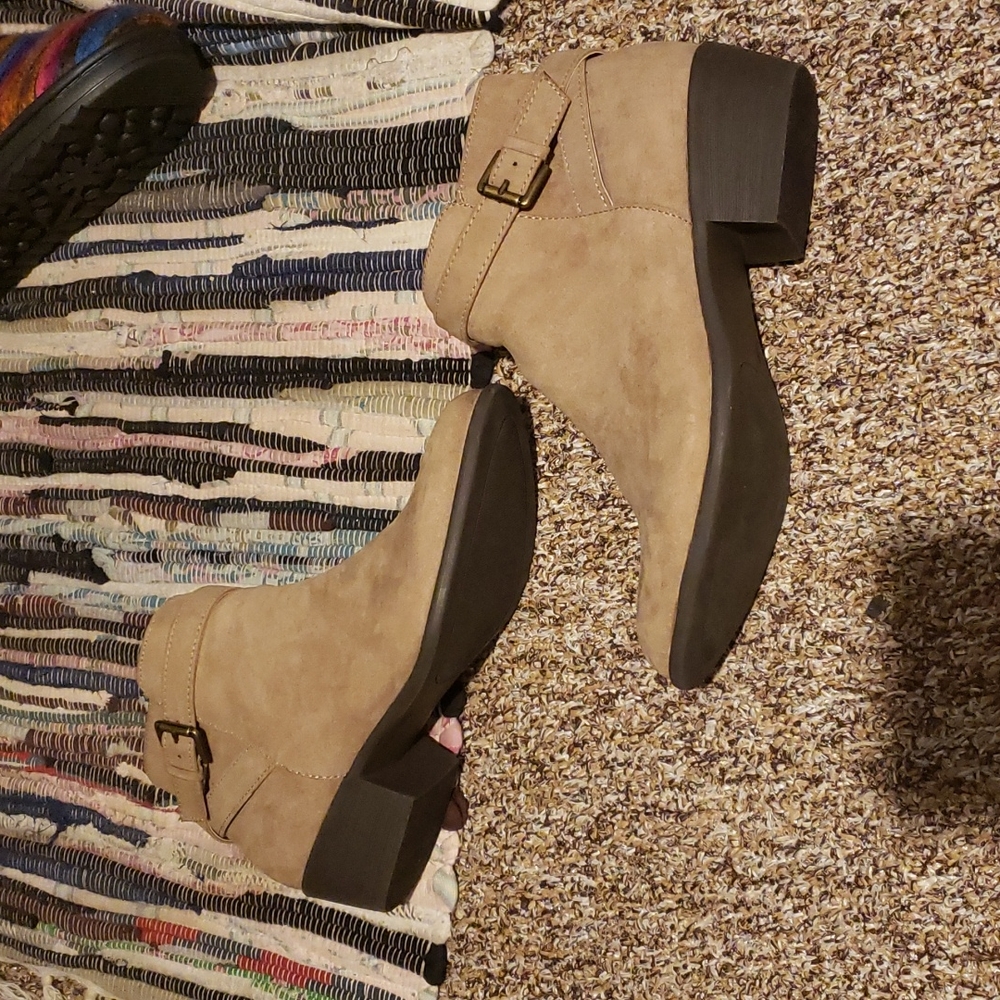 Just fab ankle boots - Picture 4 of 8